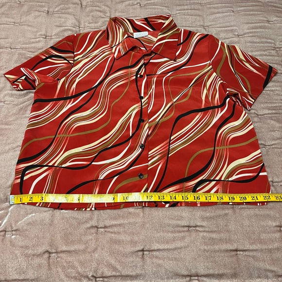 EUC Red Button down shirt with waves print - Picture 7 of 8